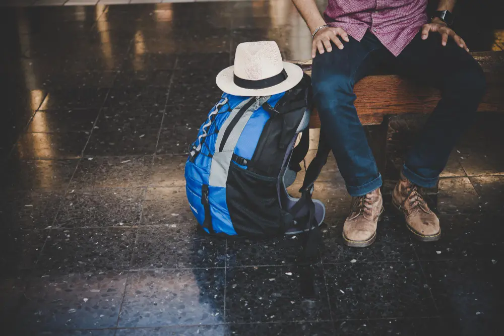 carry-on-only-vs-checked-baggage-how-to-choose-your-luggage