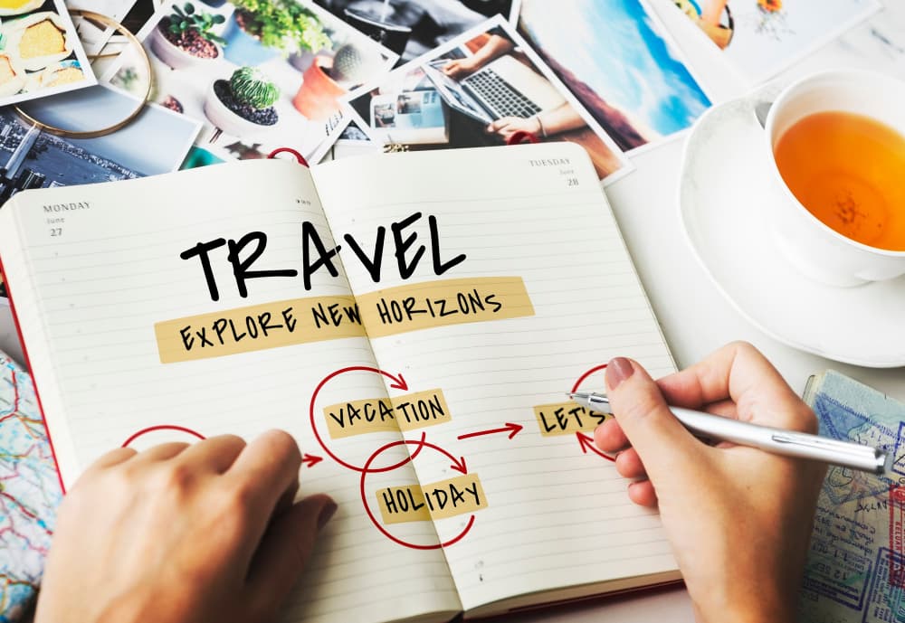 How to plan a trip step by step with a travel planning checklist